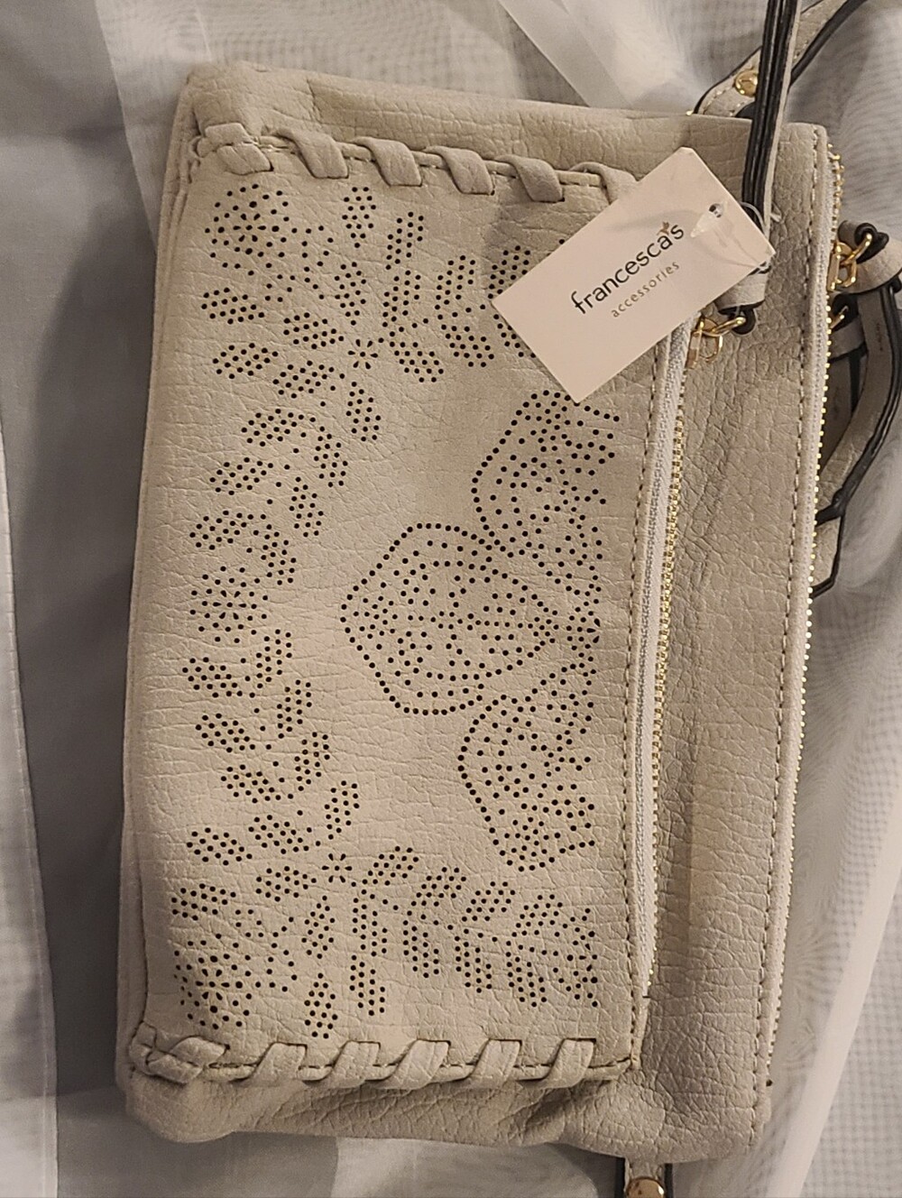 NWT Francesca's Light Grey Taupe Floral Laser-Cut Boho Crossbody Bag 4 Pockets - Picture 2 of 8
